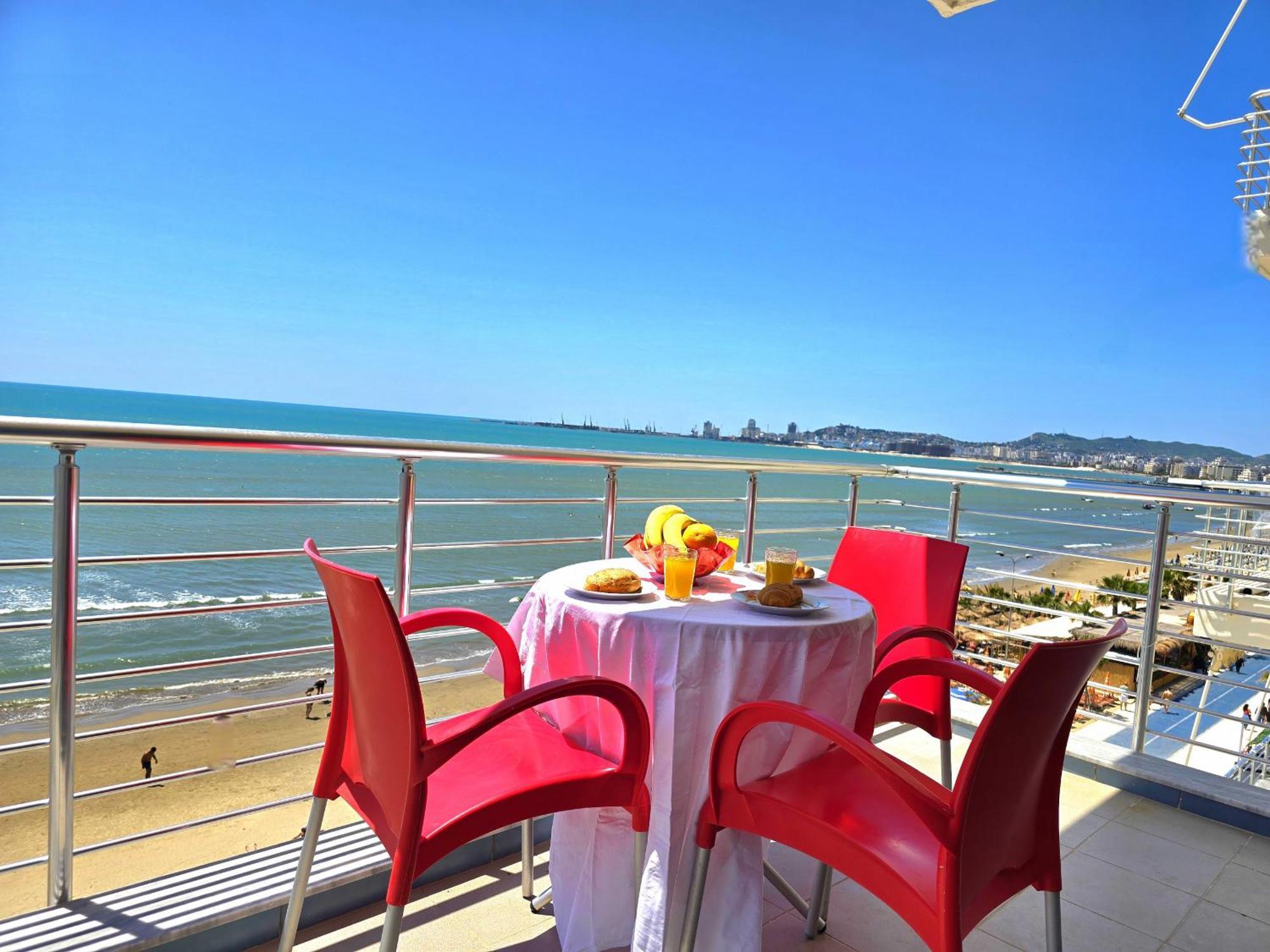 Sea View Apartments In Durres Exterior photo